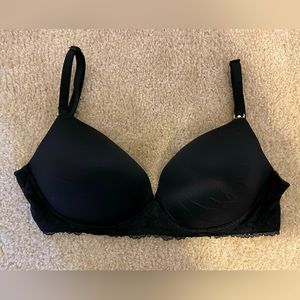 34DDD Victoria Secret Body by Victoria Nursing Bra Black